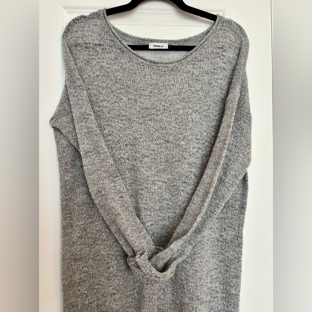 ONLY Grey Tunic Sweater size Large - Picture 7 of 11